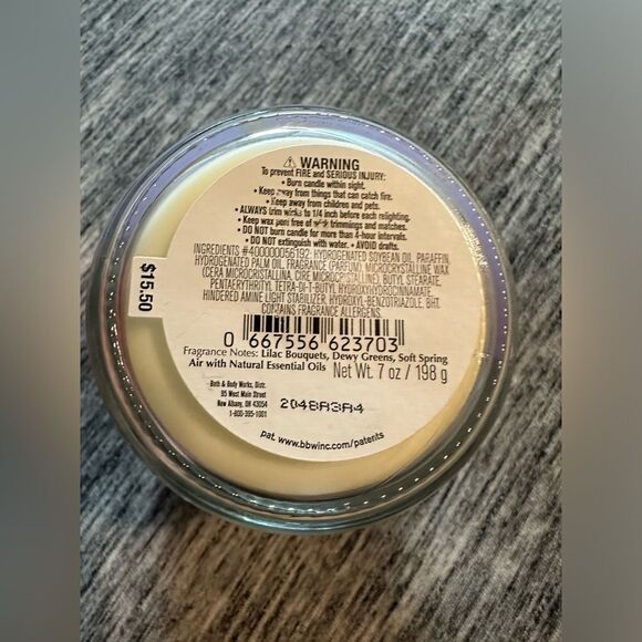 FRESH CUT LILACS Single Wick Candle‎ - Picture 3 of 4